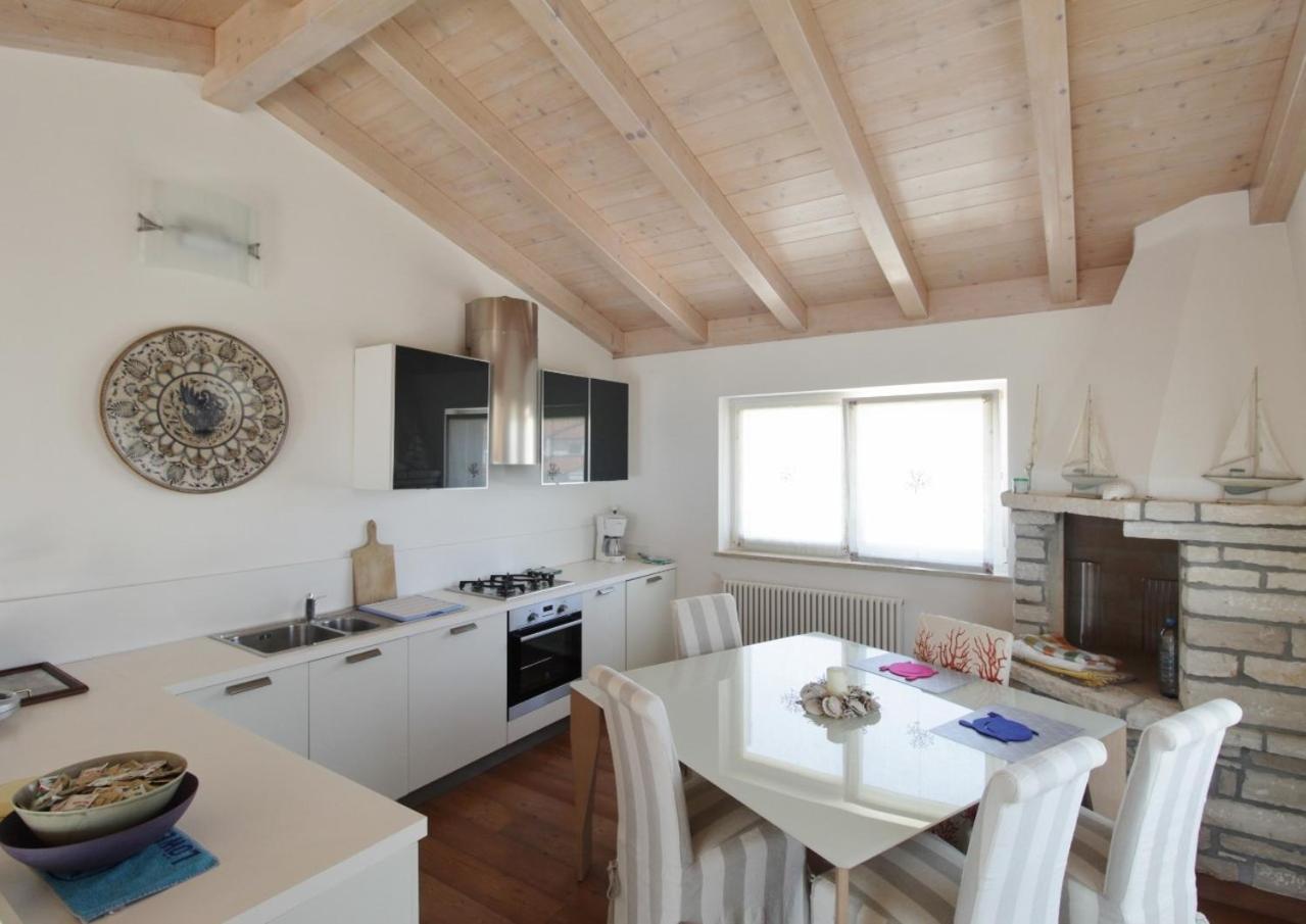 Istrian Villa With Unique Sea View Ловречица Экстерьер фото